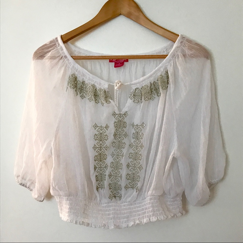 adorable body central flowy hippie/pilgrim blouse